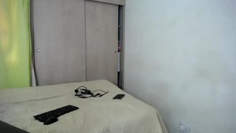 Snapshot of dominic_sofia chatting on July 2026 12:40:01 PM dominic_sofia online show from July 2026 12:40:01 PM