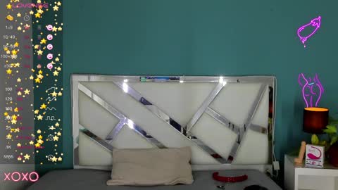 Dominic online show from December 2024 05:59:02 PM