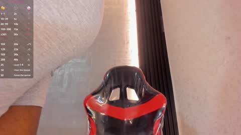 Dominicscott online show from November 2025 01:11:02 PM