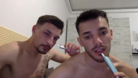 Snapshot of dominicvalente chatting on May 2026 10:29:01 PM dominicvalente online show from May 2026 10:29:01 PM