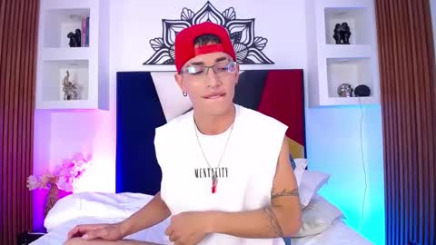 Snapshot of dominik_blake chatting on April 2026 09:21:02 PM Dominik online show from April 2026 09:21:02 PM