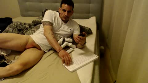 Snapshot of domnorwegian chatting on April 2026 06:37:01 PM domnorwegian online show from April 2026 06:37:01 PM