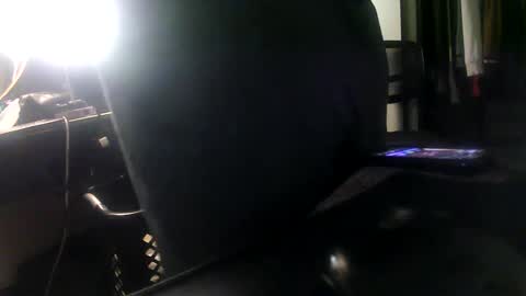 Snapshot of donaldk21 chatting on December 2025 10:33:01 AM HBYAM online show from December 2025 10:33:01 AM