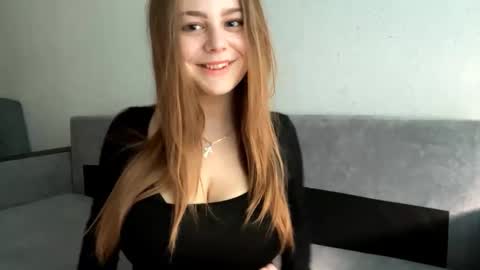 Snapshot of donaldsing chatting on October 2025 01:10:01 PM Mary online show from October 2025 01:10:01 PM