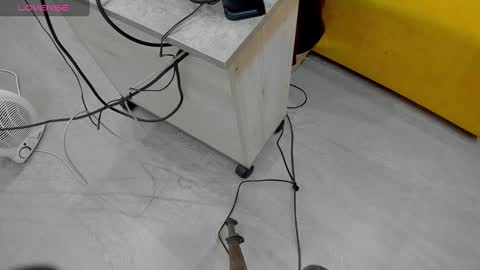 Donna On GMT2 Mon-Fri 3-9 AM online show from February 2025 06:12:01 AM