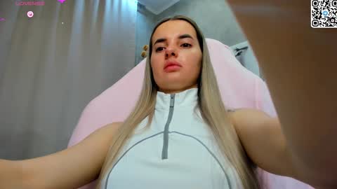 Donna On GMT2 Mon-Fri 3-9 AM online show from March 2026 01:35:02 AM