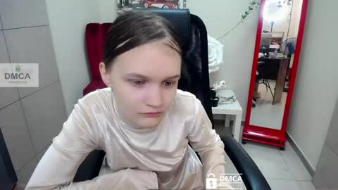 Snapshot of donnasia chatting on May 2026 06:10:02 AM Sia online show from May 2026 06:10:02 AM