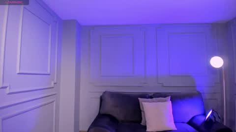  Donna Stonne  online show from October 2025 04:07:01 AM