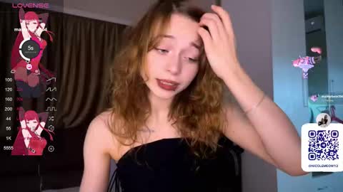 Snapshot of dontoke_ chatting on November 2025 10:19:02 PM Nicole online show from November 2025 10:19:02 PM