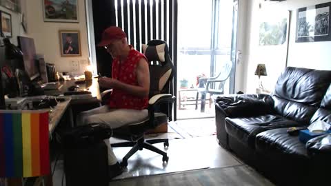 Snapshot of dopeleaf2 chatting on October 2025 11:18:02 AM dopeleaf2 online show from October 2025 11:18:02 AM