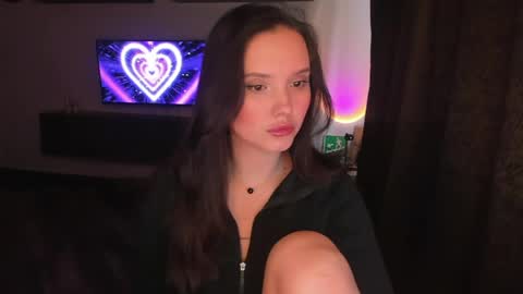 Dora Charmer online show from April 2026 02:14:01 PM