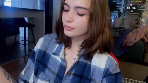 Snapshot of dorfmatratze_ chatting on January 2025 12:05:02 PM Alice online show from January 2025 12:05:02 PM