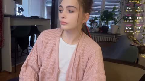 Snapshot of dorfmatratze_ chatting on January 2025 08:04:01 AM Alice online show from January 2025 08:04:01 AM