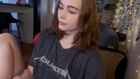 Snapshot of dorfmatratze_ chatting on January 2025 07:48:01 AM Alice online show from January 2025 07:48:01 AM
