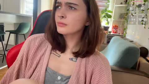 Snapshot of dorfmatratze_ chatting on February 2025 10:15:02 AM Alice online show from February 2025 10:15:02 AM