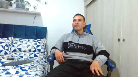 dorian_h online show from March 2026 02:04:02 AM