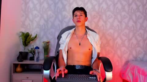 dorian_mystery online show from January 2025 04:47:01 AM