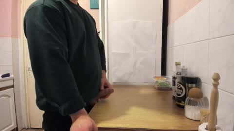 menu  below online show from December 2024 09:28:02 PM