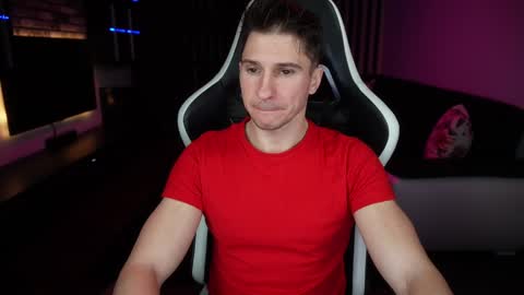 Snapshot of dorianreyes chatting on December 2024 11:20:02 PM Dorian Reyes online show from December 2024 11:20:02 PM