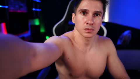 Snapshot of dorianreyes chatting on January 2025 05:15:02 AM Dorian Reyes online show from January 2025 05:15:02 AM