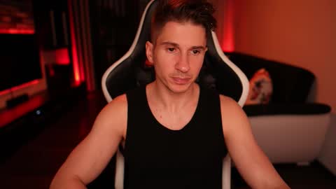 Dorian Reyes online show from October 2025 11:03:02 PM