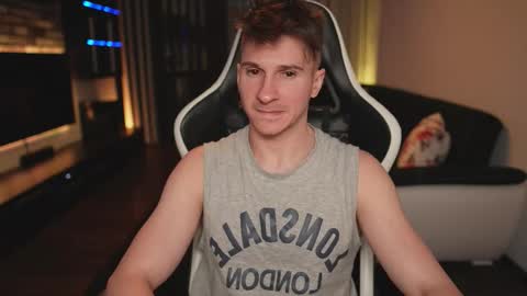 Dorian Reyes online show from December 2025 12:04:01 AM