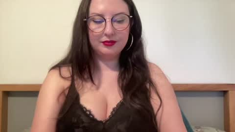 Snapshot of dorothydolly chatting on June 2026 12:30:01 PM Dorothy online show from June 2026 12:30:01 PM