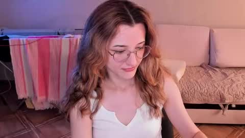 Snapshot of dorotty_ chatting on June 2026 01:08:01 AM Your Dorotty online show from June 2026 01:08:01 AM