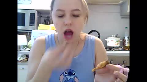 Dorrie Ann online show from December 2024 12:35:01 PM