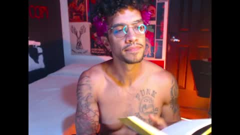 Snapshot of dostoyrodia_34 chatting on April 2026 10:23:02 PM will online show from April 2026 10:23:02 PM