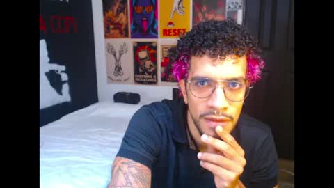 Snapshot of dostoyrodia_34 chatting on April 2026 04:15:01 PM will online show from April 2026 04:15:01 PM