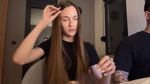 Alice and Mark online show from September 2025 08:33:02 PM