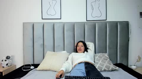 Vall  Lufan  online show from February 2026 12:24:01 PM