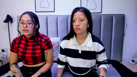 Snapshot of double_temptatiion_ chatting on March 2026 01:06:02 PM Vall Lufan online show from March 2026 01:06:02 PM