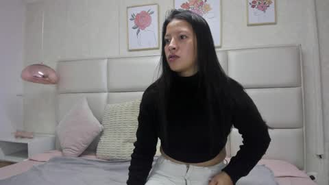 Snapshot of double_temptatiion_ chatting on April 2026 12:58:02 PM Vall Lufan online show from April 2026 12:58:02 PM