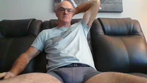 doum1122 online show from December 2024 01:06:01 PM