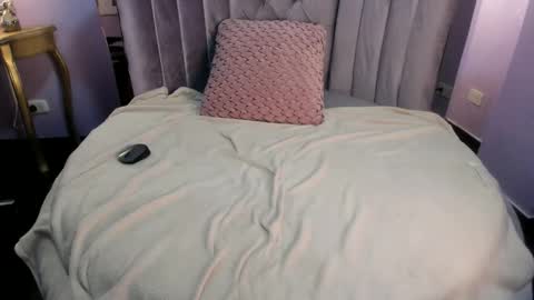 dovemullerr2 online show from March 2026 07:32:02 PM