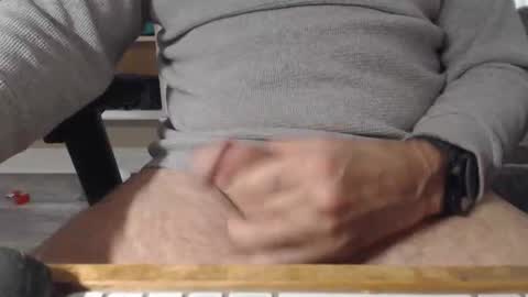 down69_4_u online show from February 2026 12:53:02 AM