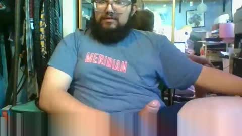 Dpenguino online show from December 2025 05:30:01 PM