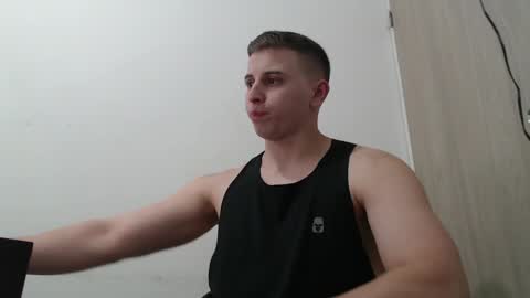 draco_boy2000 online show from April 2026 12:38:02 AM