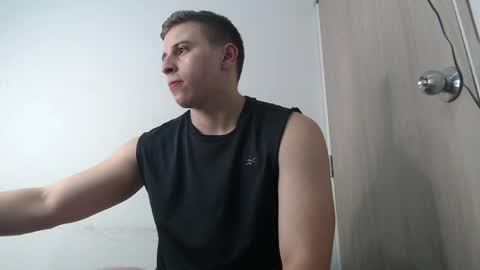 Snapshot of draco_boy2000 chatting on May 2026 12:19:02 AM draco_boy2000 online show from May 2026 12:19:02 AM