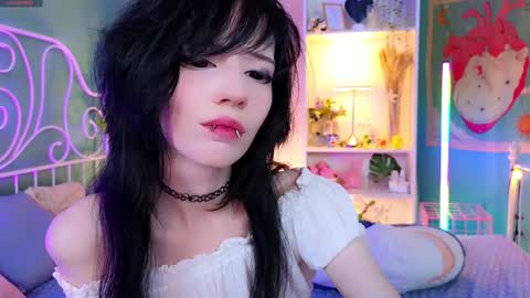 Draculaura online show from December 2024 09:13:01 PM