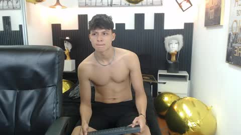 Snapshot of drago_ivan chatting on May 2026 12:01:01 PM IVAN online show from May 2026 12:01:01 PM