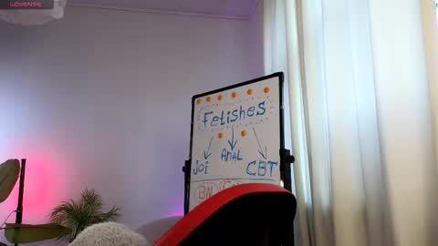 Lisbeth Salander online show from December 2025 05:35:01 AM