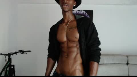 Snapshot of drake_brown_23 chatting on April 2026 07:46:02 AM Drake 23 online show from April 2026 07:46:02 AM