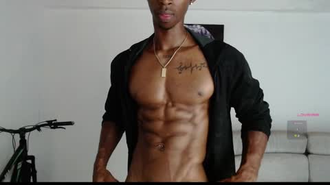 Snapshot of drake_brown_23 chatting on May 2026 07:00:02 PM Drake 23 online show from May 2026 07:00:02 PM