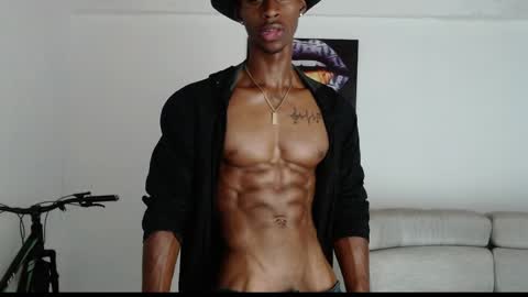 Snapshot of drake_brown_23 chatting on May 2026 07:03:01 AM Drake 23 online show from May 2026 07:03:01 AM