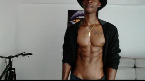 Snapshot of drake_brown_23 chatting on May 2026 07:14:02 AM Drake 23 online show from May 2026 07:14:02 AM