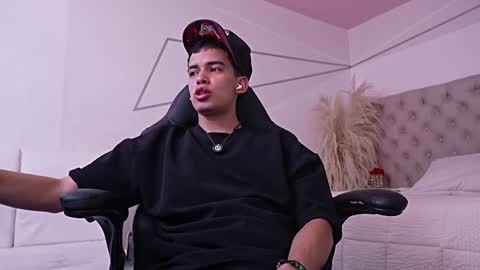 Snapshot of drakostone chatting on April 2026 09:57:02 PM Drako online show from April 2026 09:57:02 PM