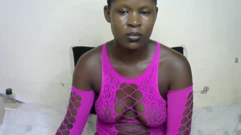 drama_queeen online show from February 2026 03:45:02 PM